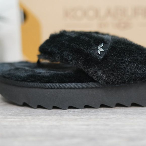 Koolaburra by UGG Furr-ee Women's Slipper Sandals - Black (Various Size) - Picture 3 of 6